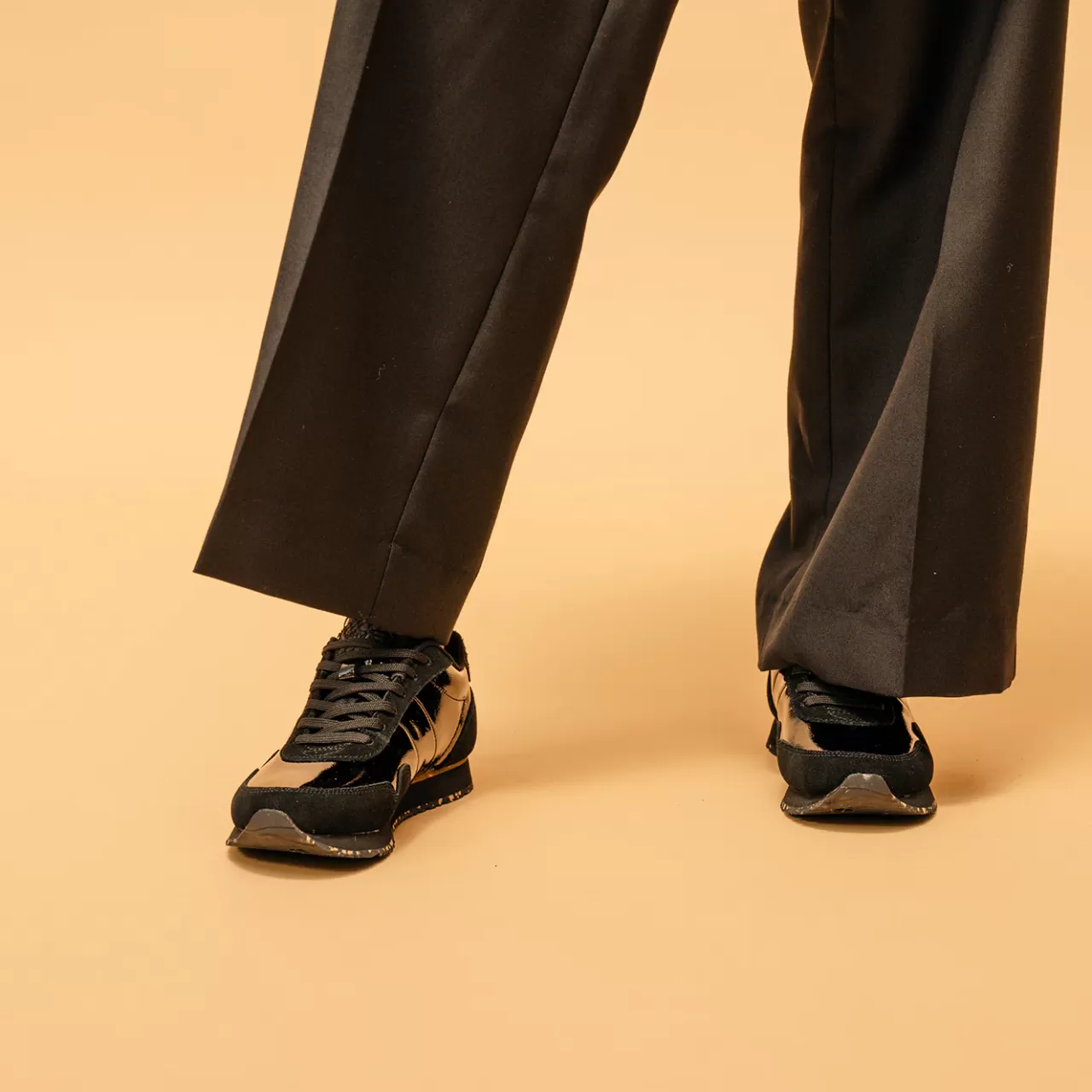 Online WODEN Nora III Full Patent - Black